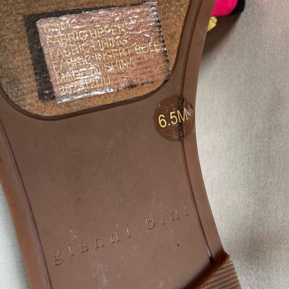 Gianni Bini Tan Leather Handle with Pink Accents - Picture 8 of 9